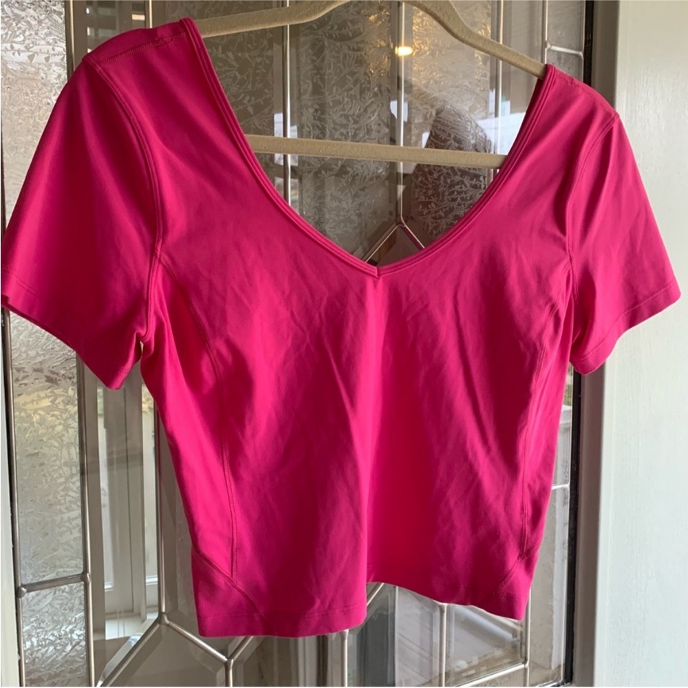 Align Tee - Picture 3 of 4